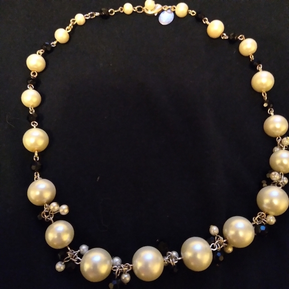 3 statement necklaces (2 signed) - Picture 10 of 11